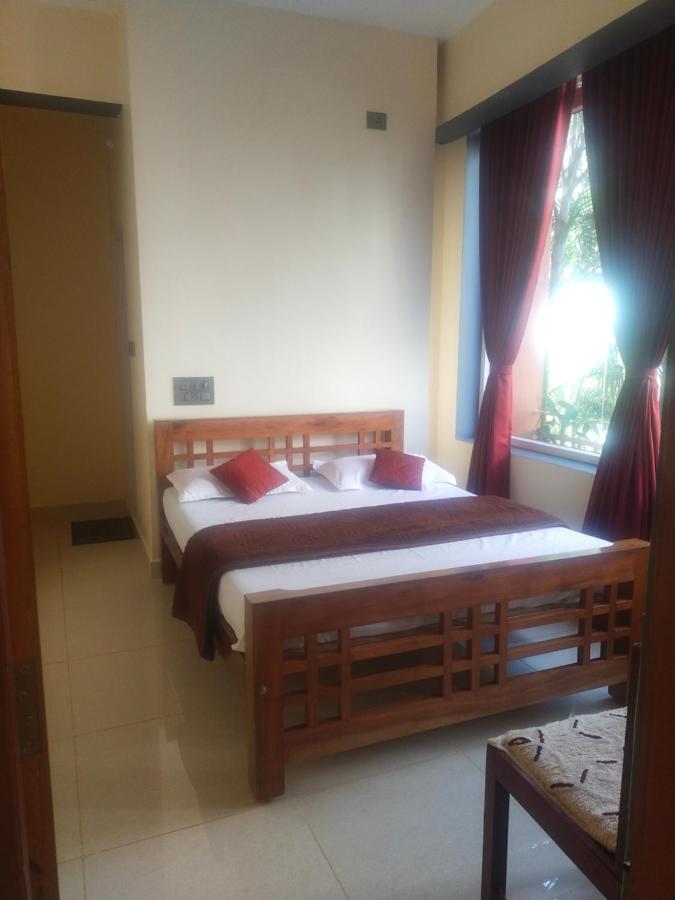 ماديكيري The Two Bedroom House المظهر الخارجي الصورة