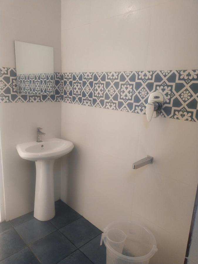ماديكيري The Two Bedroom House المظهر الخارجي الصورة